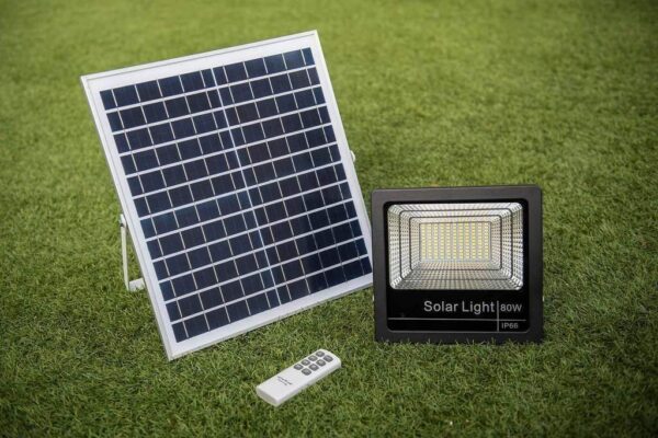 Foco LED solar 40W con placa solar - luz Calida