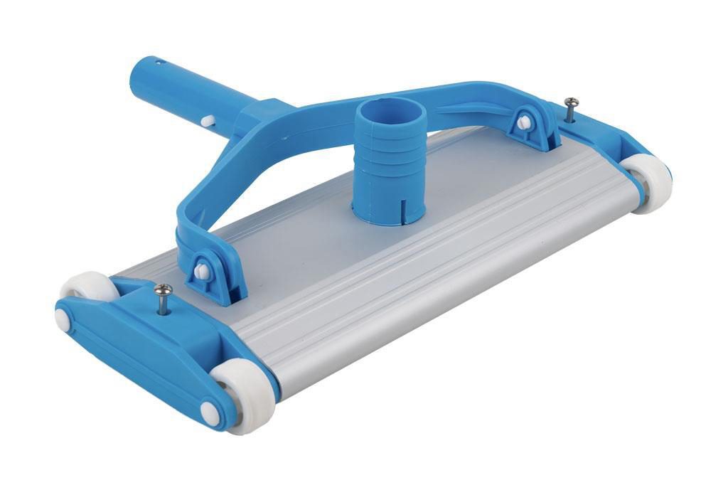 Limpiafondos para Piscinas Barredera Fabricada en Aluminio (2)